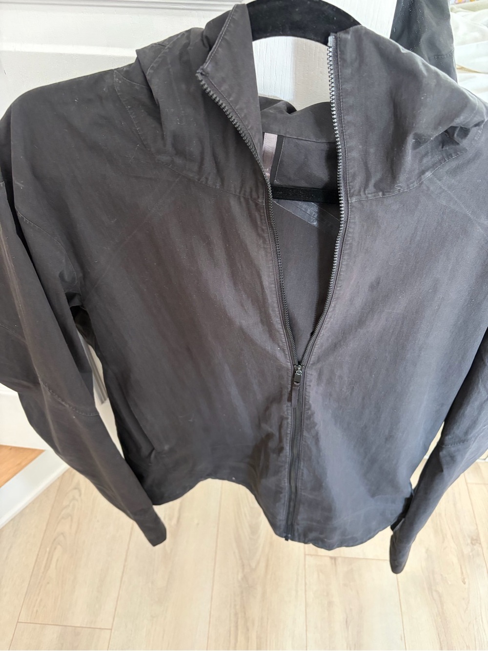 Arc'teryx Veilance Men's Black Hooded Windbreaker Jacket